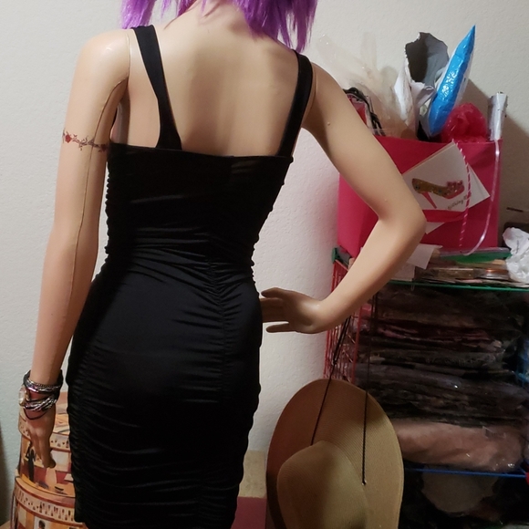 Gorgeous Black Cocktail 🍸/ Prom Dress - Picture 4 of 7